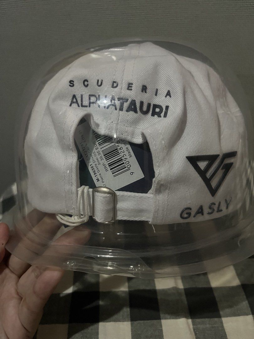 Signed Pierre Gasly 2021 Cap (Category: Caps & Hats) located in Paranaque City. Submitted by duhhhminique (Listing ID 1460099534, Image 3). Description: Never been used or worn, displayed only with tags. AUTHENTIC. Bought from Pierre’s official merchandise shop. Negotiable but will ignore lowball offers. MOP: RCBC/GCash.