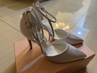 (Category: ) located in . Submitted by asecondhandshop (Listing ID 1459946701, Image 1). Description: .