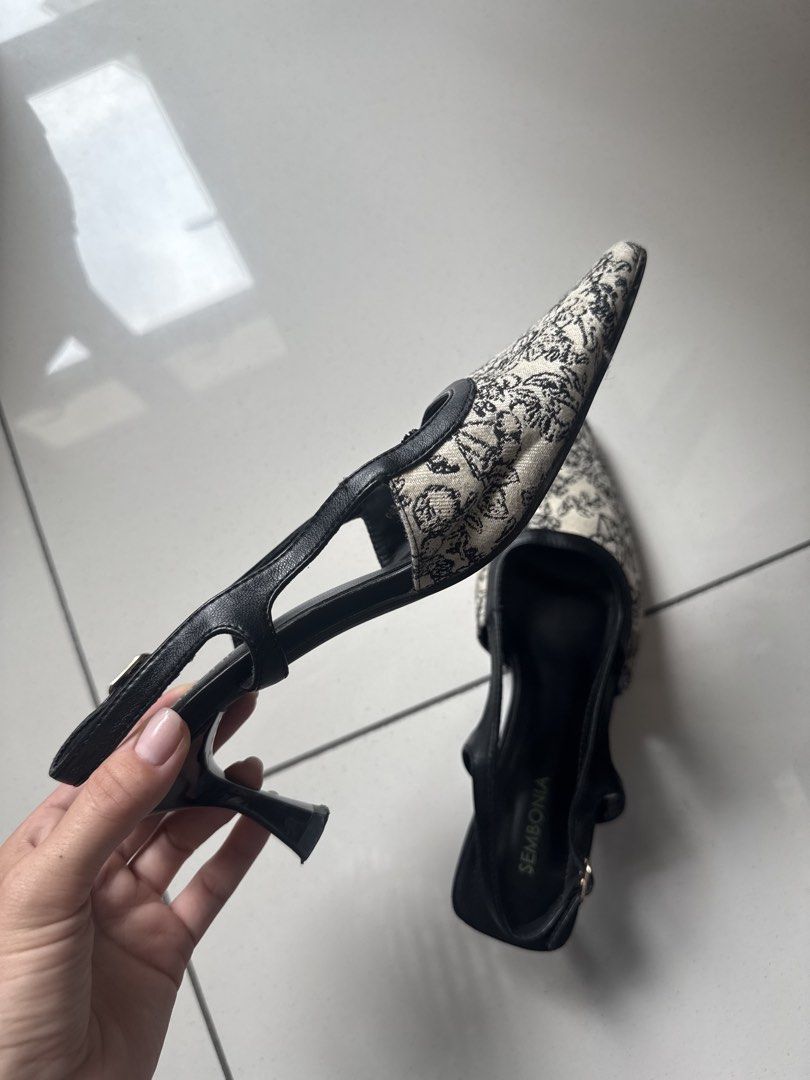 slingbacks (Category: Heels) located in Kuala Lumpur. Submitted by lady_stark (Listing ID 1459949945, Image 3). Description: .