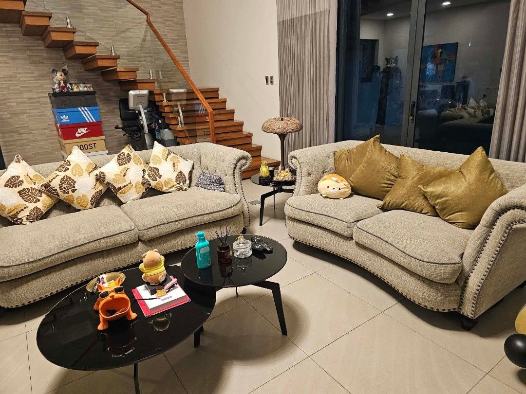 Sofa and center table (Category: Sofas) located in Quezon City. Submitted by jenserr (Listing ID 1459931455, Image 3). Description: ELEGANT SOFA & NESTING TABLE SET – ₱25,000 Selling as a complete set for ₱25,000, or individually. A coordinated set featuring elegant tufted sofas and a modern nesting coffee table—ideal for a living room, lounge, receiving area, or bedroom. 🛋️ 3-Seater Sofa Elegant 3-seater sofa with a tapered silhouette, diamond 