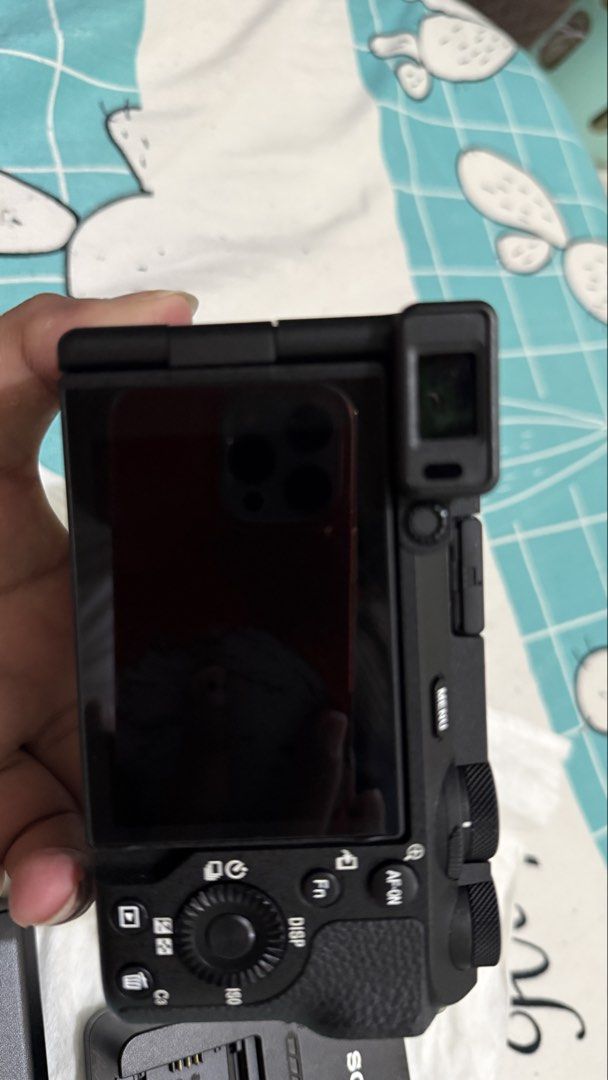SONY A6700 (Category: Cameras) located in Mandaluyong City. Submitted by arlorebecc47663 (Listing ID 1460090295, Image 3). Description: Hello! Got this last feb. No box already. Used once... selling it already because I realized it was too heavy for me to use. With original charger and battery. with own kit lens. Scratch free Literally good as new! .