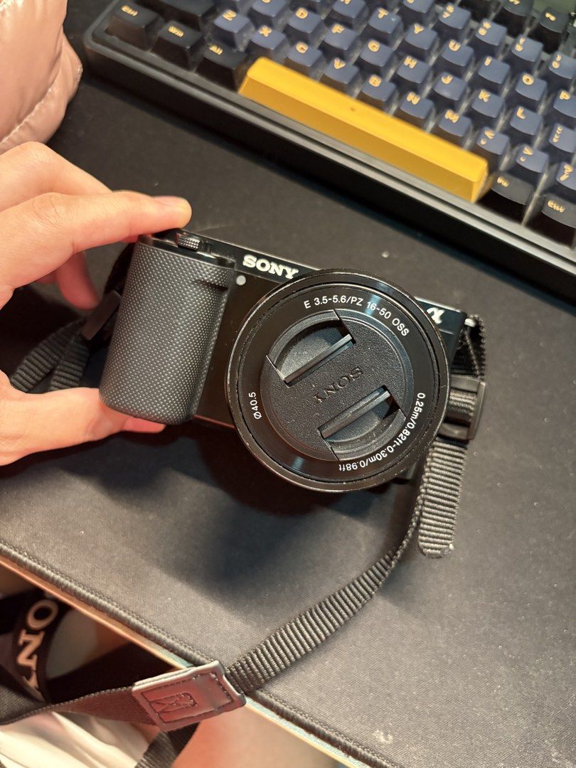 SONY ZVE 10 (Category: Cameras) located in Meycauayan. Submitted by catarinavldz (Listing ID 1459943962, Image 1). Description: 📷 SONY ZV-E10 — FOR SALE Condition: 8/10 • Minor dents / signs of use • Needs cleaning • No issue using the camera — fully functional • No functional defects Complete Inclusions: • Sony ZV-E10 Camera Body • Original Box • Original Charger • Original Battery • Extra Battery — worth 3,000 • Sony 32GB SD Card FREE: • Mini 