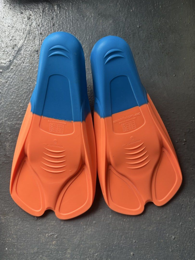 Speedo Biofuse Training Fins Size US 3-4 (Category: Other Sports Equipment and Supplies) located in Quezon City. Submitted by juliusl16 (Listing ID 1459924862, Image 2). Description: - Speedo Biofuse Training Fins - Color: Orange and Blue - Size: US 3-4 / EUR 35-36 - Ideal for swim training - Enhance your pool workout What you see is what you get. Meet at Tiendesitas Pasig or get via Lalamove.