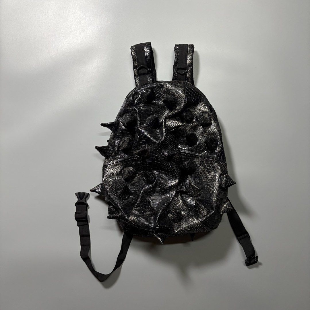 Spike Opium Backpack Bag (Category: Backpacks) located in Tayabas. Submitted by tayabaskartell (Listing ID 1460005687, Image 1). Description: .