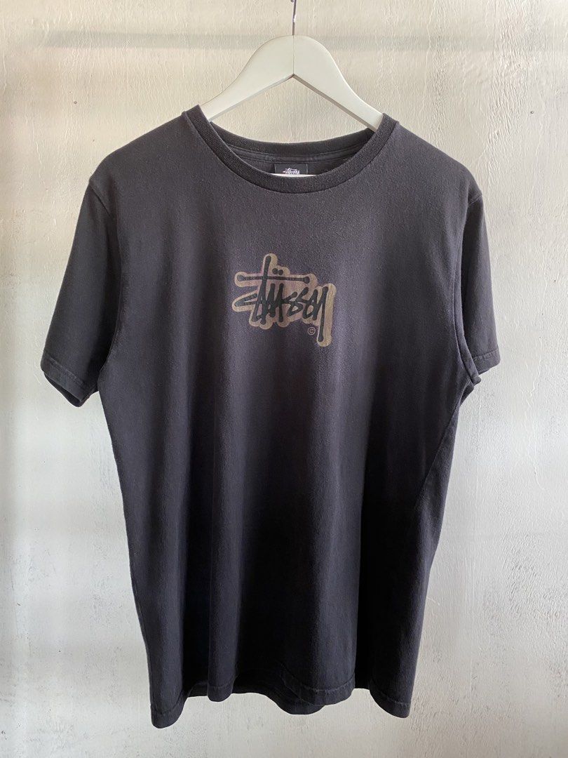 Stussy - Center Logo Tee (Category: Tshirts & Polo Shirts ) located in Puerto Princesa. Submitted by something___. (Listing ID 1460013961, Image 1). Description: Stussy - Center Logo Tee Tagged Size: Small (Dimension) Length: 26.5 Width: 20.5 Condition: Excellent Color rate: 9 Flaws: Signs of usage .