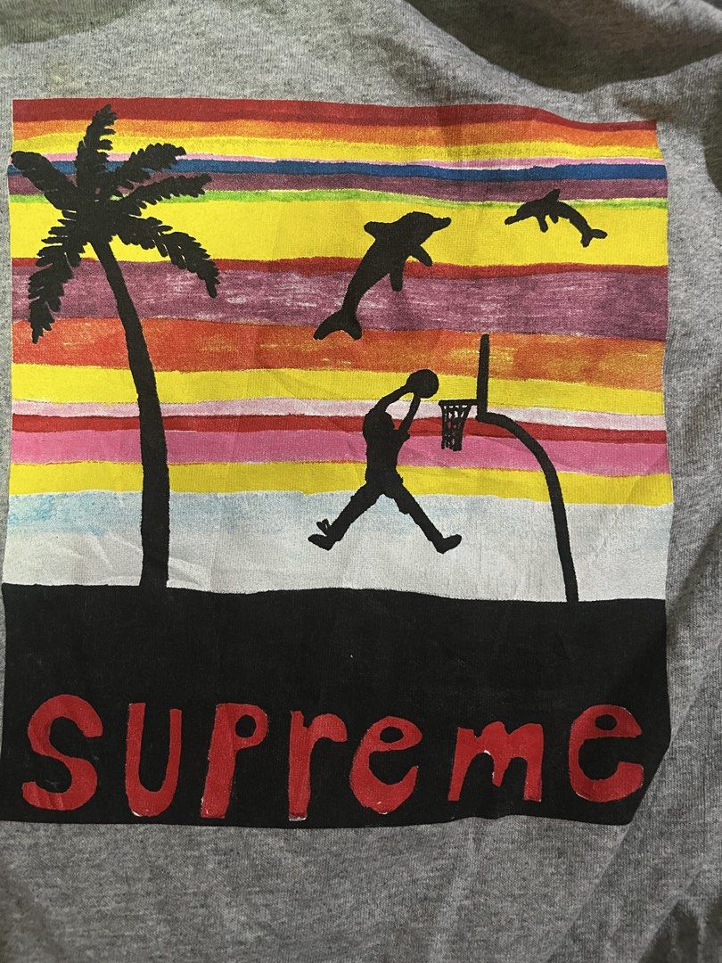 Supreme Dunk Tee (Authentic) (Category: Tshirts & Polo Shirts ) located in Manila. Submitted by guccimanedeua (Listing ID 1460043344, Image 3). Description: Supreme Dunk Tee (Authentic) Issue: See pics.