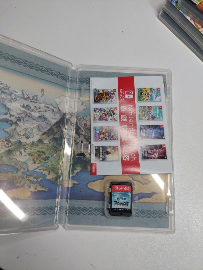 Switch game 5隻 齊盒齊書連硬套 寶可夢紫 阿爾宙斯 斯普拉遁3 Splatoon3 瘋狂兔子 Minecraft Dungeons 中文版 觀塘 （分類：Nintendo 任天堂）位於 Hong Kong。 由 mysticwolf_204f48 提交（商品編號 1459923235，圖片 3）。簡介： 一次過清5隻 Switch 遊戲，全部齊原裝盒、齊說明書，並連透明硬套一同出售。一直有硬套保護，盒面狀況見圖。 【遊戲清單】 1. 寶可夢 紫 Pokémon Violet（中文版） 2. 寶可夢傳說 阿爾宙斯 Pokémon Legends: Arceus（中文版） 3. 斯普拉遁 3 Splatoon 3（中文版） 4. 瑪利歐派對 超級巨星 Mario Party Superstars（中文版）（已售） 5. 瘋狂兔子 Party of Legends（中文版） 6. Minecraft Dungeons Ultimate Edition（歐版英文包裝，遊戲內可選中文