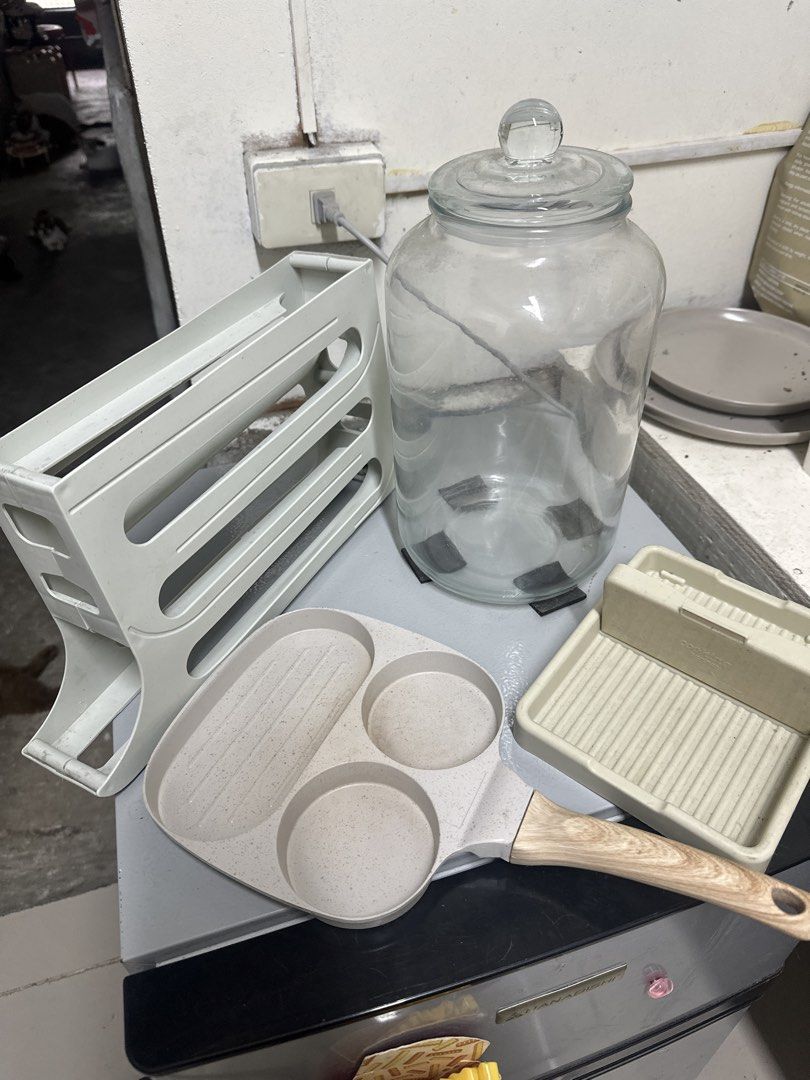 Take all gamit sa bahay (Category: Other Kitchenware & Tableware) located in Manila. Submitted by sharmaineorange (Listing ID 1460031476, Image 2). Description: .