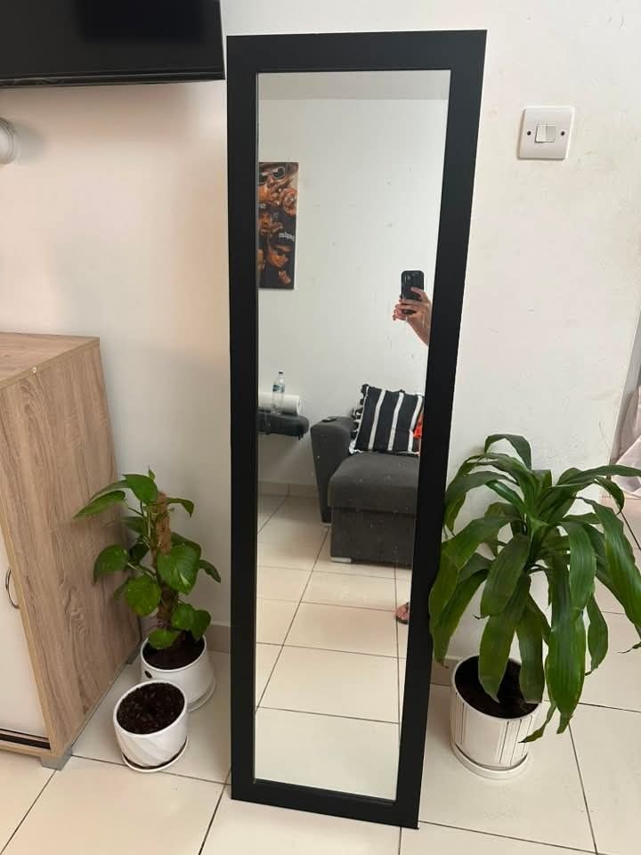 Take all moving out sale condo pull out (Category: Other Home Furniture) located in Caloocan City. Submitted by wiseeagle.6a9011 (Listing ID 1460104188, Image 3). Description: 5k Take all Moving out sale Good as new lahat Paid buyer free hatid metro manila .