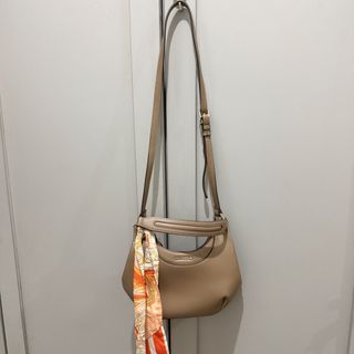 (Kategori: ) berada di . Dikirim oleh stuffbybi (ID iklan 1460032357, Gambar 1). Deskripsi: .