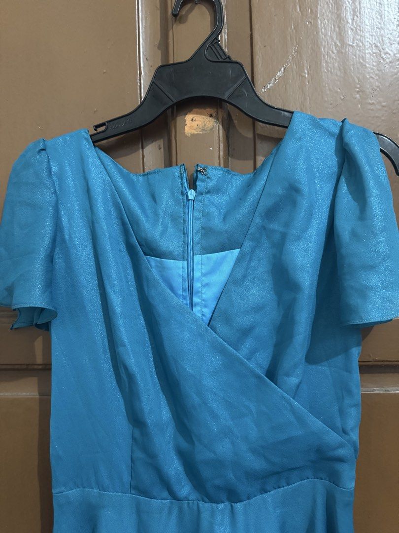Teal Blue Maxi Dress with Flutter Sleeves (Category: Dresses) located in Manila. Submitted by annjacob (Listing ID 1460087456, Image 2). Description: Ideal for formal events, parties, and special occasions .