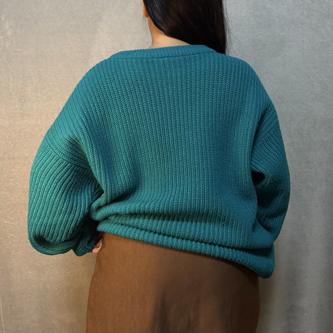 Teal Knit Crewneck Sweater (Category: Coats, Jackets and Outerwear) located in Taguig. Submitted by shopgrocer (Listing ID 1460065272, Image 2). Description: Cozy teal knit sweater. Crewneck, long sleeves, relaxed fit. Perfect for layering..