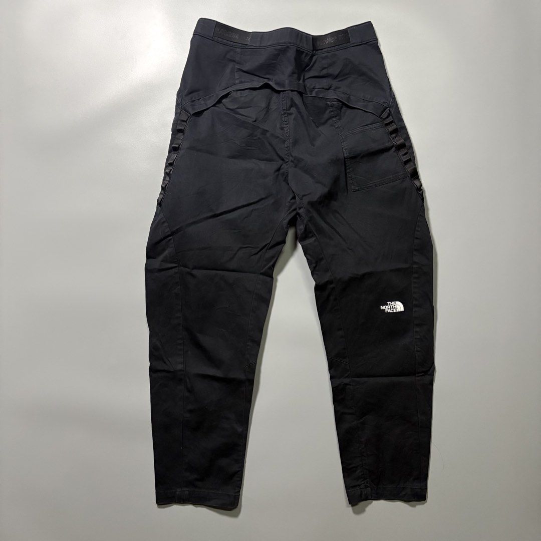 The North Face S19 Technical Woven Utility Pants (Category: Activewear) located in Tayabas. Submitted by tayabaskartell (Listing ID 1459996519, Image 2). Description: .
