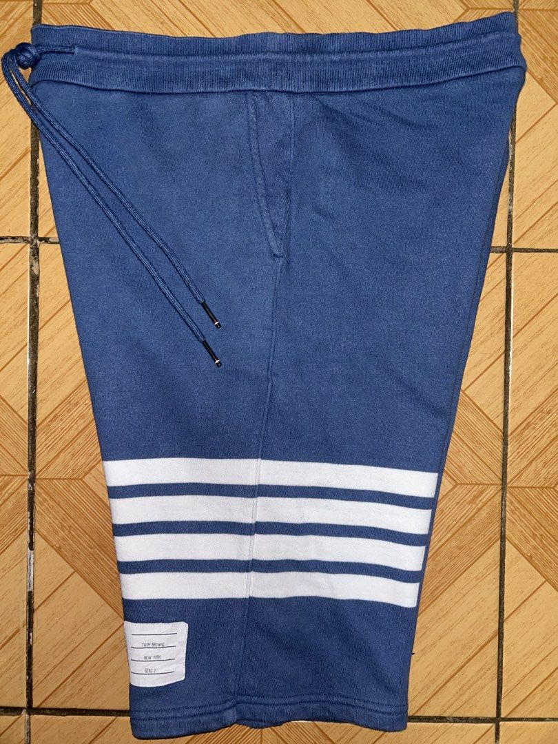Thom Browne Classic 4-Bar Sweat short (Category: Luxury Apparel) located in Manila. Submitted by zerowasteco. (Listing ID 1460043400, Image 3). Description: -Excellent Condition -10/10 Color rate -Dimes:Length23xWaistline 32-38 Stretchable -No issue -Size 2 on tag Dm for more info!.