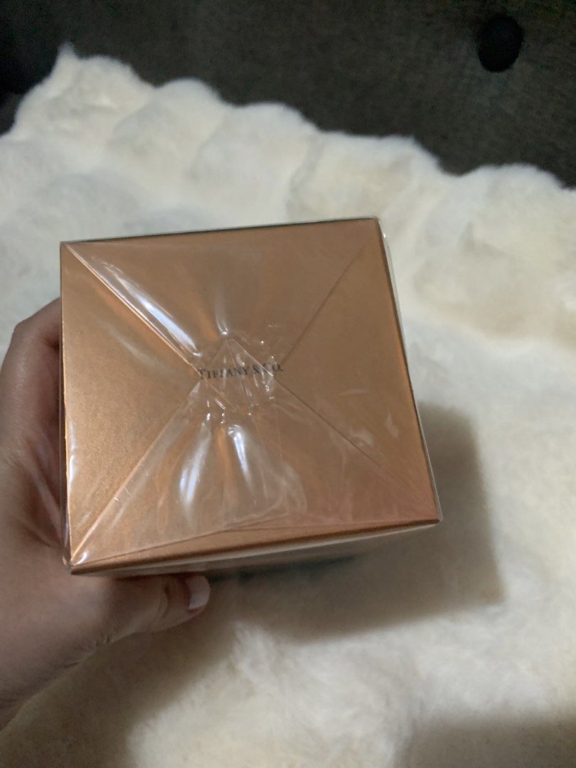 Tiffany & co rose gold intense orig (Category: Fragrance & Deodorants) located in Manila. Submitted by alexclima15202 (Listing ID 1459944467, Image 3). Description: Rush sale .