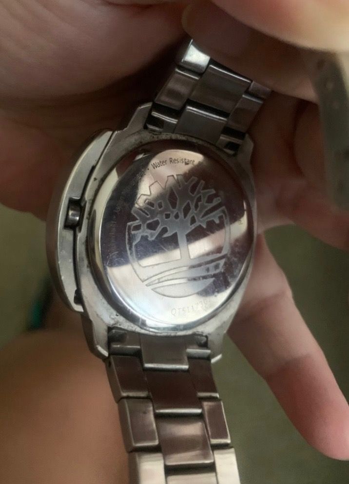 Timberland Watch Mens (Category: Men's Watches) located in Valenzuela. Submitted by clickandshoppreloved (Listing ID 1459925210, Image 2). Description: Timberland Watch Mens Original PM Me.