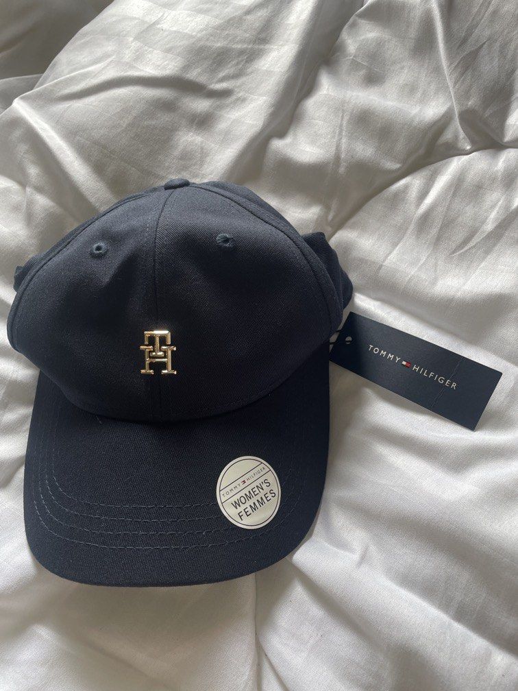 Tommy hilfiger metal cap navy blue (Category: Hats & Beanies) located in Dinalupihan. Submitted by closetbymint (Listing ID 1459921457, Image 1). Description: .