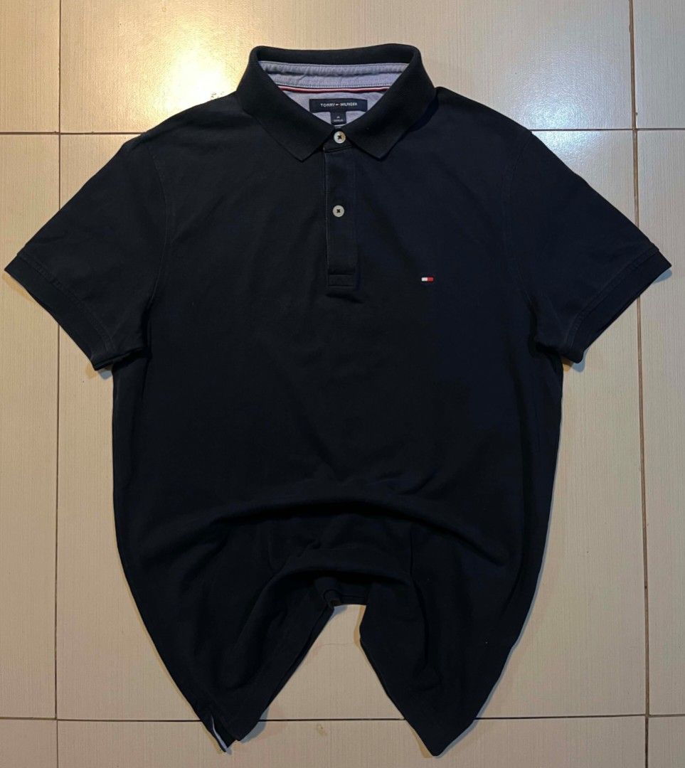 Tommy Hilfiger Polo Shirt (Category: Tshirts & Polo Shirts ) located in Palo. Submitted by cash4closet (Listing ID 1459911704, Image 1). Description: Tommy Hilfiger Polo Shirt Size M on tag Excellent Condition W19xL28 DM to purchase📩 📌𝑺𝒉𝒊𝒑𝒑𝒊𝒏𝒈 𝒇𝒆𝒆 𝒊𝒔 𝒔𝒕𝒓𝒊𝒄𝒕𝒍𝒚 𝒔𝒉𝒐𝒖𝒍𝒅𝒆𝒓𝒆𝒅 𝒃𝒚 𝒕𝒉𝒆 𝒃𝒖𝒚𝒆𝒓. 𝑫𝒊𝒔𝒄𝒍𝒂𝒊𝒎𝒆𝒓: We are not affiliated with, endorsed by, or sponsored by any other brand. All trademarks belong to t