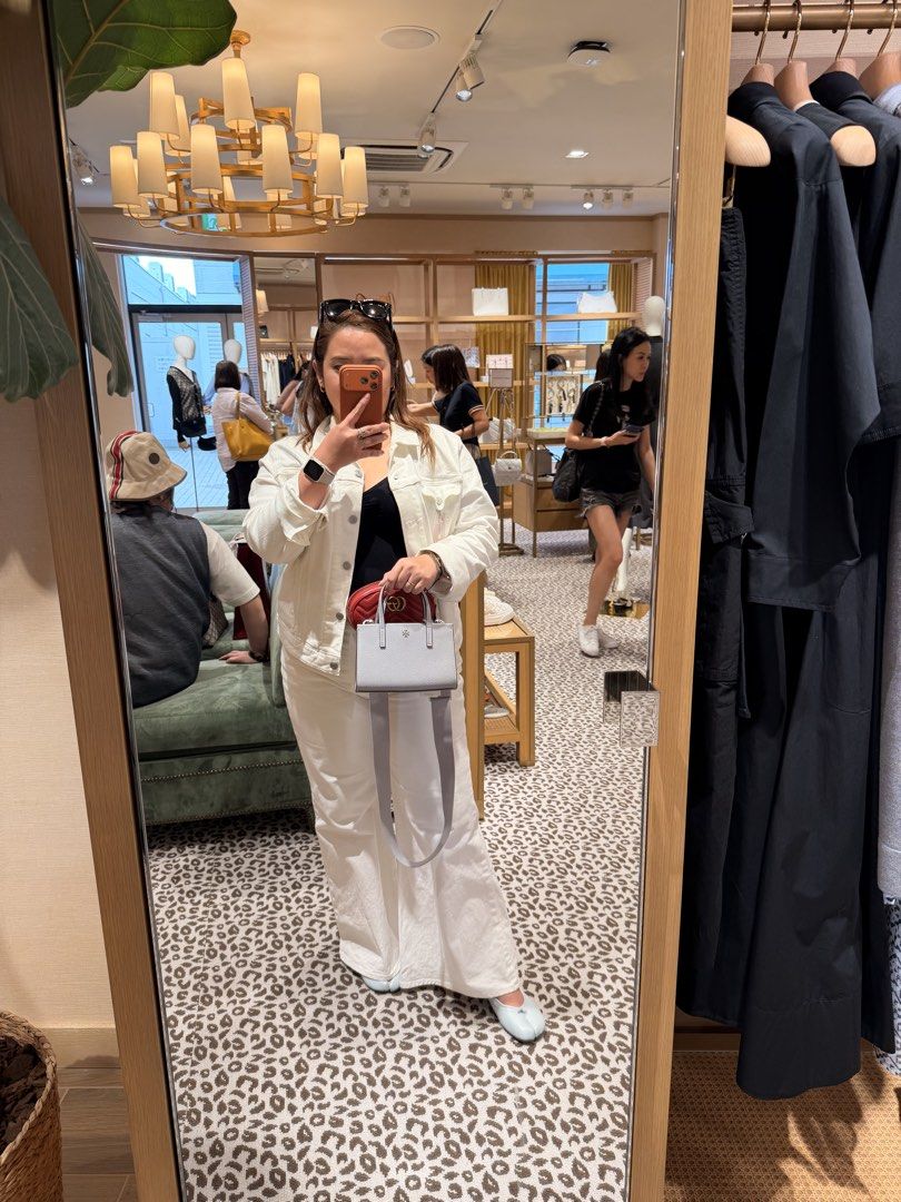 Tory Burch Blake Mini Tote Bag (Category: Tote Bags) located in Quezon City. Submitted by pernella (Listing ID 1460103368, Image 3). Description: Tory Burch Brand New Color: Bay Gray Original price: P39,740 On-Hand Fits iphone promax.