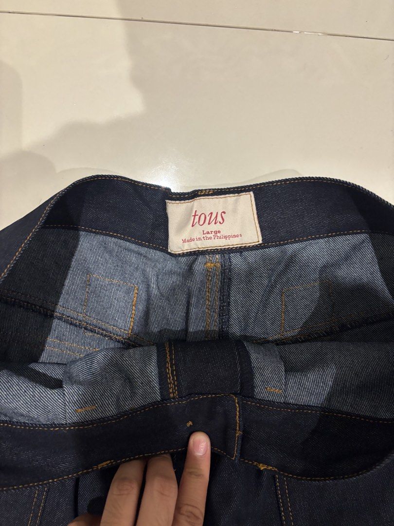 Tous Denim Baker Shorts (Category: Shorts) located in Pateros City. Submitted by aidsilog (Listing ID 1460027380, Image 2). Description: Tous brand new baker shorts Selling for below retail Negotiable Size large (see pics for measurements) Loc: Pasig/QC MOP: Gcash/BPI RFS: Decluttering Helping tags: Carl jan cruz, CJC, Leon denim.