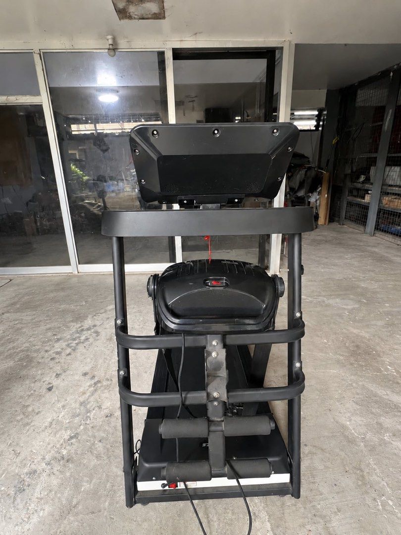 Treadmill for Sale! (Category: Cardio & Fitness Machines) located in Angeles City. Submitted by allendavid021006 (Listing ID 1459963435, Image 3). Description: Selling MY HI treadmill, second-hand but fully working with no issues. - Speed: 1.0–12.8 - Rated motor: 2.0 HP - Peak power motor: 5.0 HP - Running area: 450 × 1020 mm - With built-in massager - No box included (PM for videos) May konting scratches, dust marks, and normal signs of use, so 