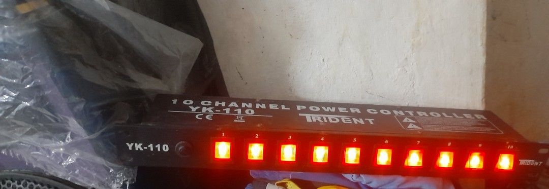 Trident YK-110 10 Channel Power Controller & Horn Tweeter Set (Category: Soundbars, Speakers & Amplifiers) located in Manila. Submitted by geerrry (Listing ID 1460057116, Image 2). Description: Trident power controller 10channel no issue ilaw lahat Plastic Tweeter Horn 6x7 Inches – Threaded Type Broadway 300w compression driver ISSUE: SIRA NA VOICE COIL 1500 all in na po las piñas loc.