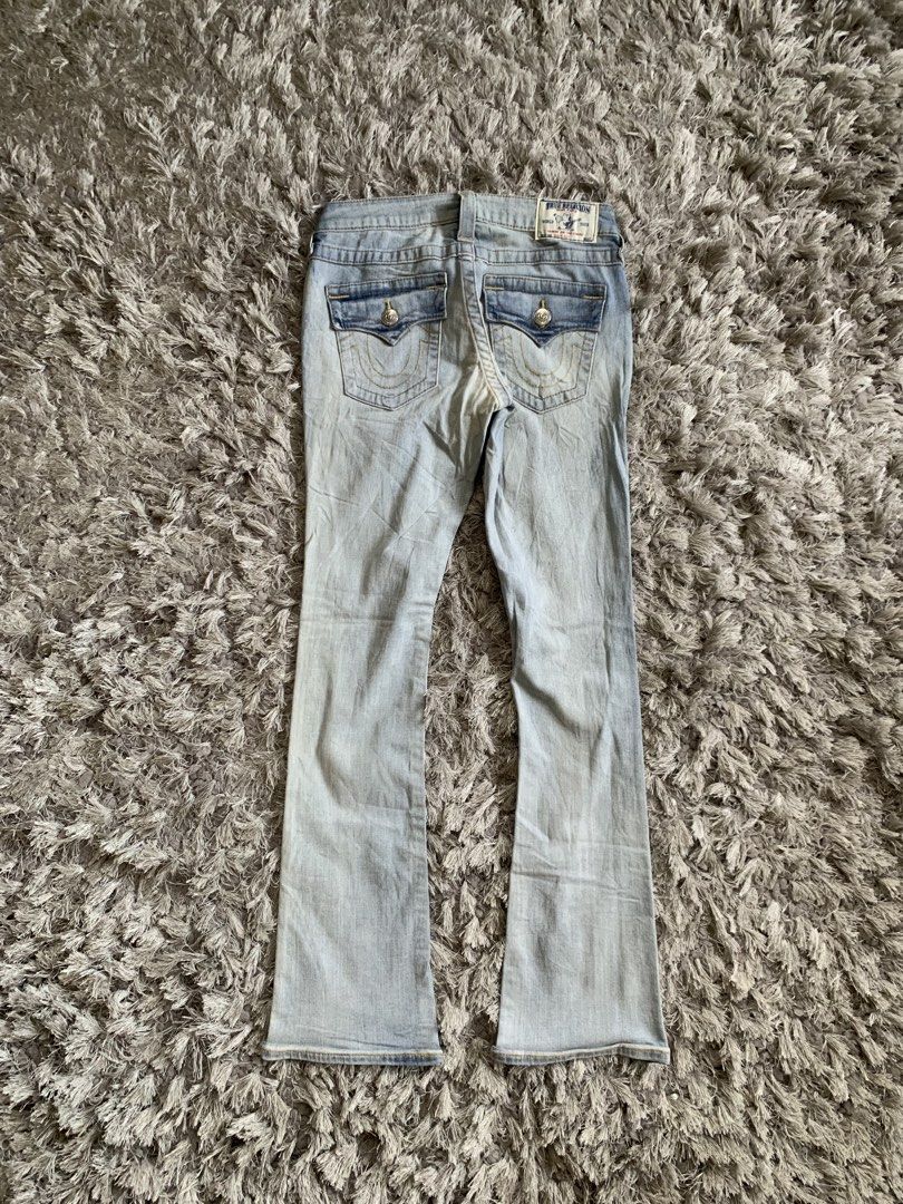 True Religion Boot Cut Jeans (Category: Jeans) located in Cagayan de Oro. Submitted by densho69 (Listing ID 1459947530, Image 2). Description: Waist: 25-26 Length: 39 Condition: 8.5/10 Color rate: 8.5/10 Issue: need wash, minor heel bites, altered length..