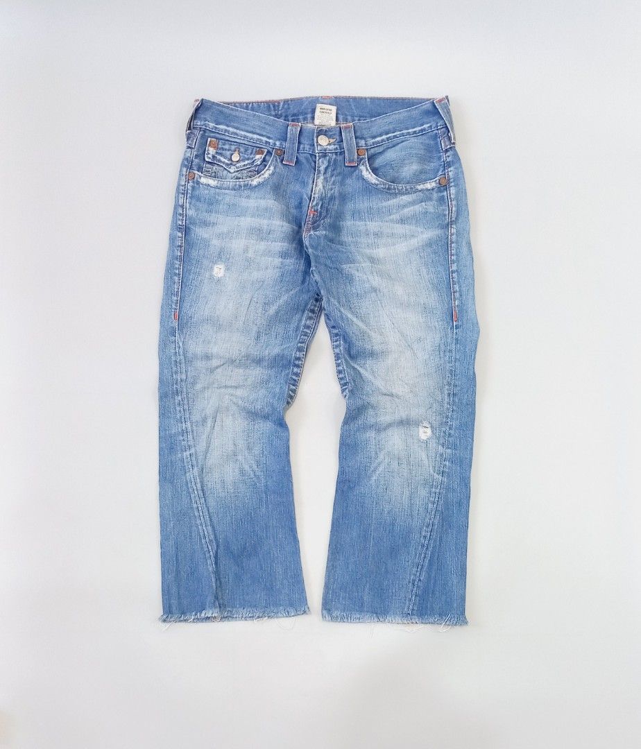 True Religion Jeans Distressed Light Wash Bootcut (Category: Jeans) located in Cebu City. Submitted by MrLiks_123 (Listing ID 1459973097, Image 2). Description: Joey true religion jeans Size 35/36 actual on tape Excellent color rate condition Cut hem, ( length 36" 37 posted ) Cebu Location Dm 🙇.