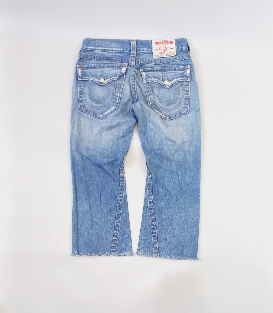 True Religion Jeans Distressed Light Wash Bootcut (Category: Jeans) located in Cebu City. Submitted by MrLiks_123 (Listing ID 1459973097, Image 3). Description: Joey true religion jeans Size 35/36 actual on tape Excellent color rate condition Cut hem, ( length 36" 37 posted ) Cebu Location Dm 🙇.