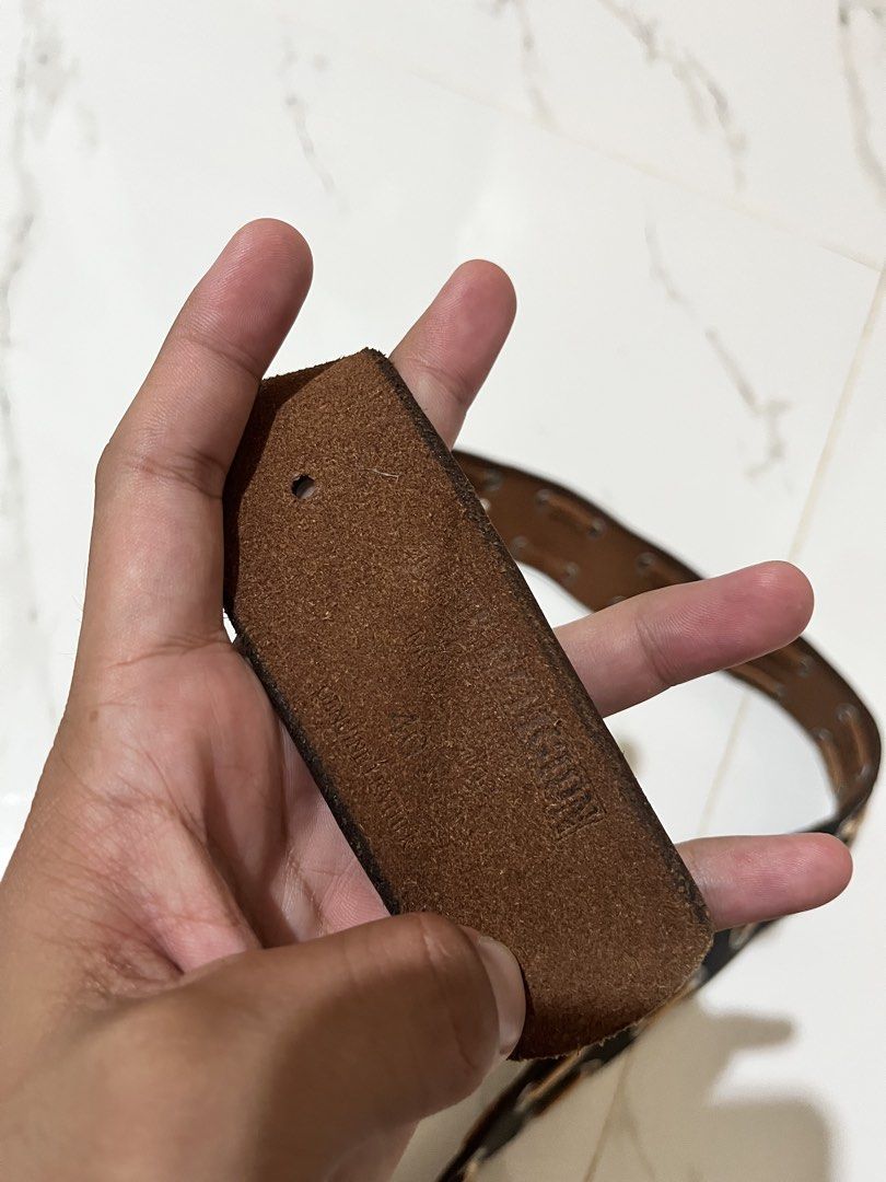 True Religion Y2K Belt (Category: Luxury Accessories) located in Bayawan. Submitted by shajjoonn (Listing ID 1459963306, Image 3). Description: .