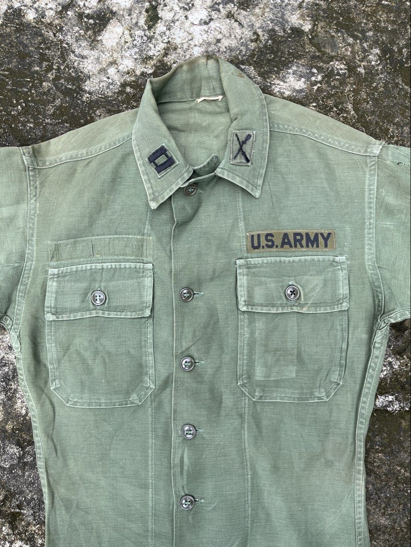 True Vintage 1963 US Army OG-107 Utility Shirt | 2nd Pattern Singleton (Category: Coats, Jackets and Outerwear) located in Antipolo. Submitted by redlineregimentsupply (Listing ID 1459943639, Image 3). Description: Tagged Size: Small Regular (Tag Removed) 📏 Actual Measurements (Flat Approx.): • Chest Width: ~20 inches • Shoulder Width: ~18.5 inches • Sleeve Length: ~13 inches • Back Length: ~27 inches This OG‑107 Utility Shirt (Second Pattern) i