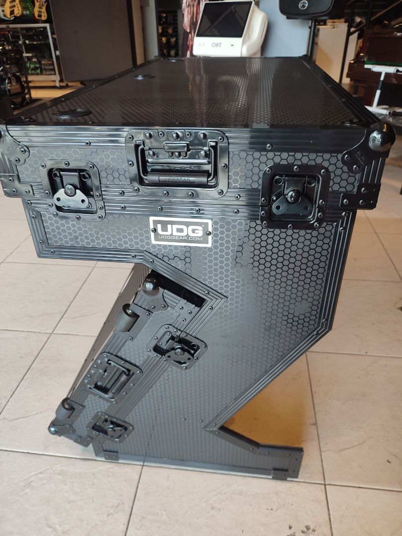 UDG DJ Stand Flight Case Stand (Category: Music Accessories) located in Quezon City. Submitted by intunelazshopee-34345 (Listing ID 1459983575, Image 3). Description: - UDG DJ Stand - Heavy duty flight case construction - Ideal for mobile DJs or studio setups - Ample space underneath for gear - Solid and reliable build - Ready for your next gig Mode of Payment ✔ CASH ✔ Online Banking ✔ Straight Payment ✔ Check ( clearing first before release unit