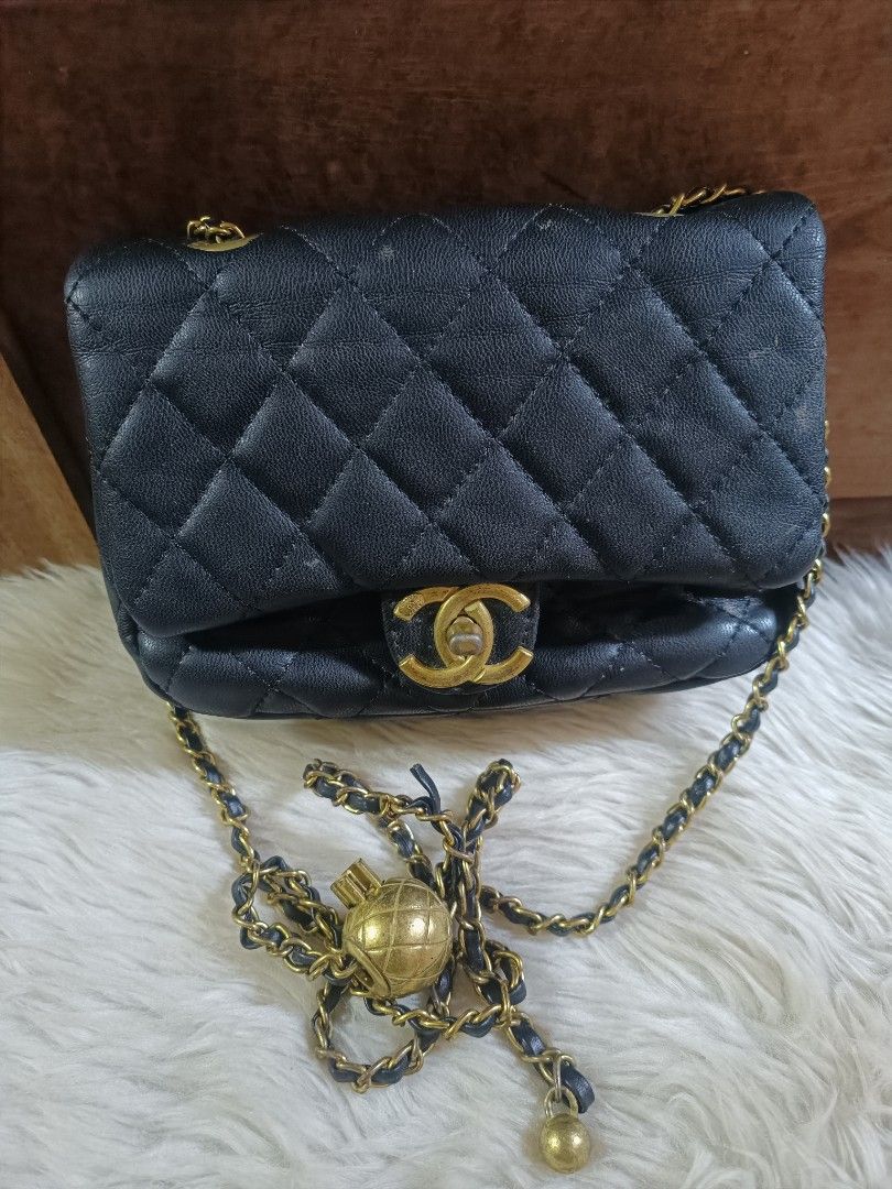Ukay2 bags 680 each (Category: Luxury Bags & Wallets) located in Cebu City. Submitted by elen30abalo (Listing ID 1443158521, Image 2). Description: - black leather backpack - Iconic GG monogram embossed on the front - Gold hardware accents - Convenient front zip pocket - Spacious main compartment - All zippers are functional - Adjustable straps for comfortable wear.
