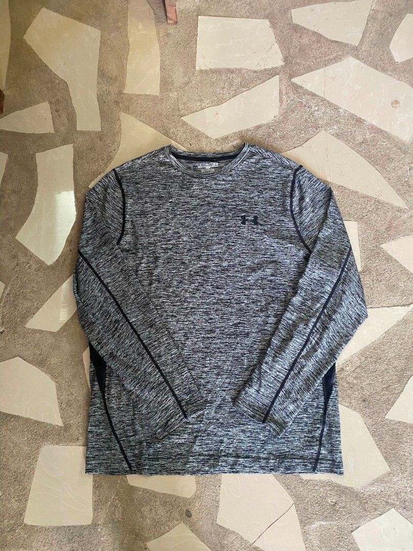 Under armour heat gear longs sleeve (Category: Coats, Jackets and Outerwear) located in Borongan. Submitted by thrift-real2.0 (Listing ID 1459913528, Image 1). Description: under armour heat gear longs sleeve good as new 22x28 color rate:9.8/10 no issue 499 plus sf.