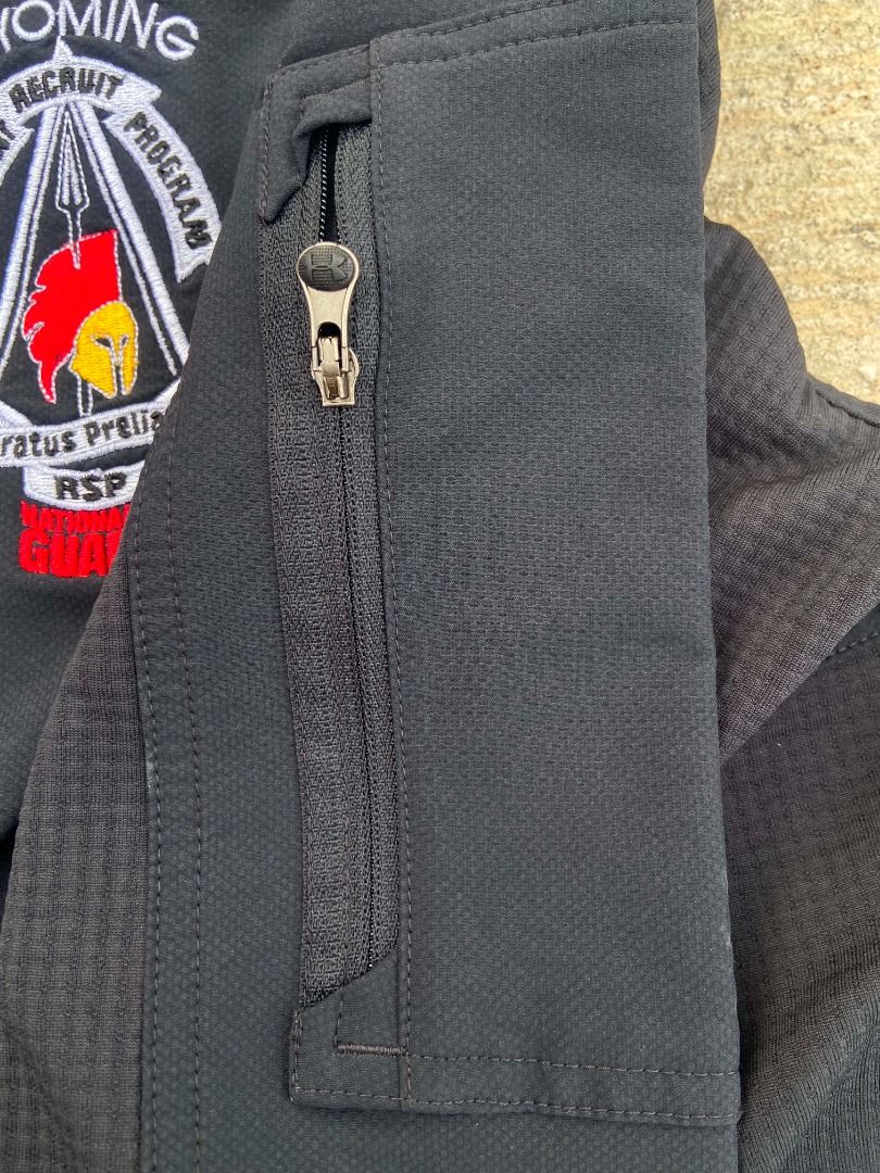 UNDER ARMOUR LOOSE FIT 1/4 ZIP JACKET (Category: Coats, Jackets and Outerwear) located in Legazpi City. Submitted by krl_rql67. (Listing ID 1459981849, Image 3). Description: - Black Under Armour Jacket - Size: XL - Fit: Loose - Closure: 1/4 zip - Features: Small embroidered logo on chest, zippered pocket on sleeve - Origin: Made in Vietnam - Ideal for: Workouts or casual wear.