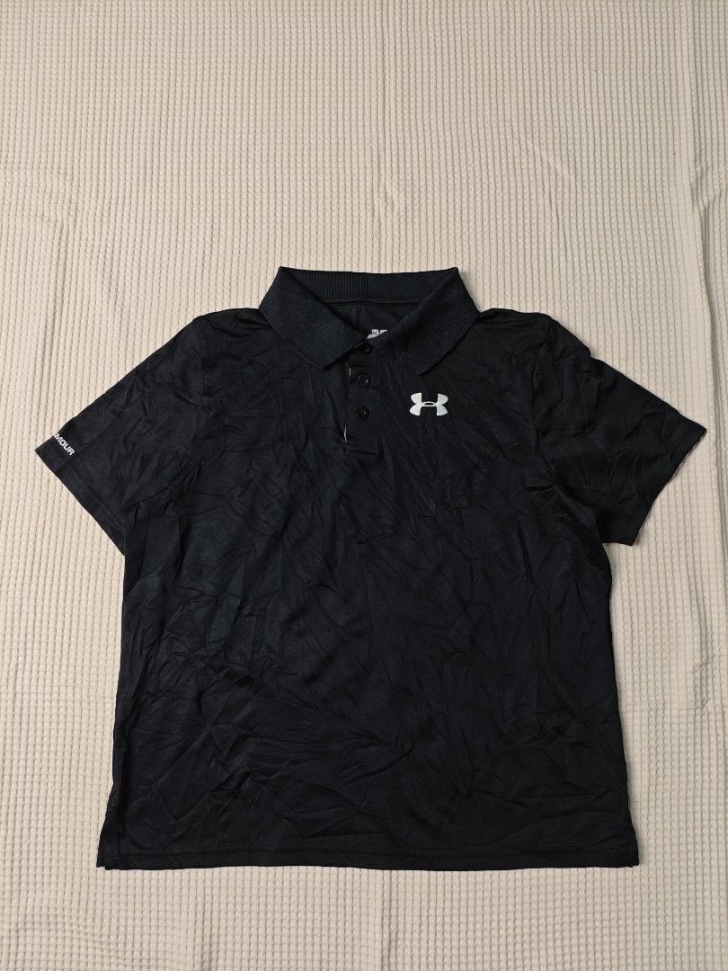 Under Armour Polo Shirt (Category: Activewear) located in Dapitan. Submitted by vincesabejon (Listing ID 1460017015, Image 2). Description: Under Armour Polo Shirt 19.5" Width 22.5" Length Excellent Condition Cut washtag Loose stitch Pang pickle nyo po🥒 Php:📥📥📥 Loc: Mindanao Unli vouch and vc for safety transaction!.