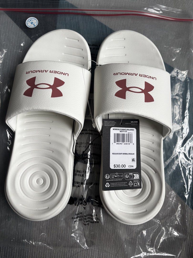 Under Armour Slippers Size 6 (Category: Slippers and slides) located in Caloocan City. Submitted by momsorusmnl (Listing ID 1460006127, Image 1). Description: .