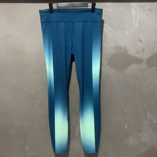 (Category: ) located in . Submitted by randomthrift.womens (Listing ID 1459989162, Image 1). Description: .