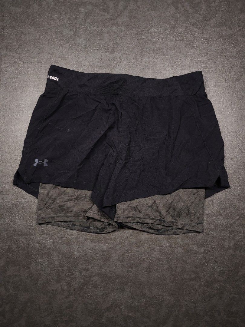 UnderArmour Running Shorts with Cycling (Category: Shorts) located in Kalibo. Submitted by relivethearchives (Listing ID 1459924199, Image 1). Description: UnderArmour Running Shorts with Cycling in Excellent Condition Size Small on tag DIMES Waist: 28 stretch up to 31 Length: 10 (Cycling length: 13) 📍Need Wash.