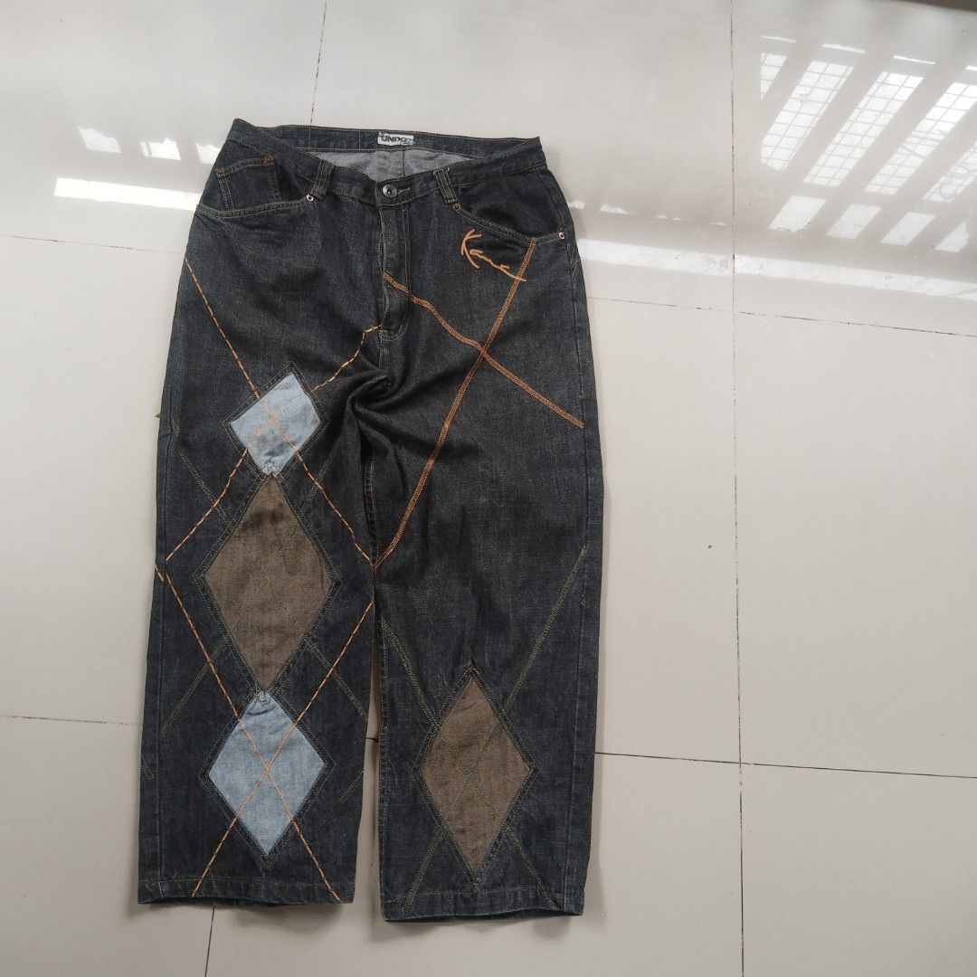 Undo Japan baggy pants (Category: Chinos) located in Davao. Submitted by stealgrail (Listing ID 1460104159, Image 1). Description: UNDO JAPAN BAGGY PANTS 34 BY 39 EXCELLENT TO NEW CONDITION AUTHENTIC.