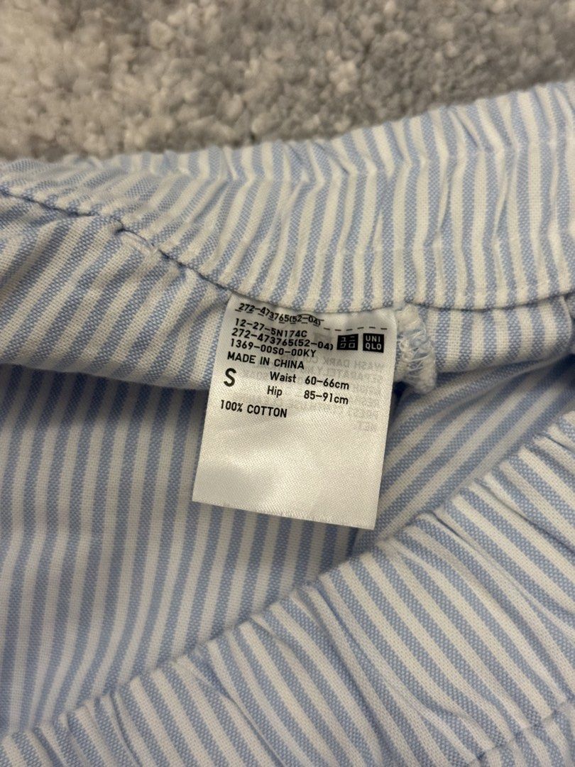 Uniqlo Blue & White Stripes Shorts (Category: Shorts) located in Manila. Submitted by ell4scloset (Listing ID 1460084209, Image 2). Description: - Bnew no tag, just tried on - Super soft and breathable perfect for everyday ! Very clean girl Rfs: decluttering .