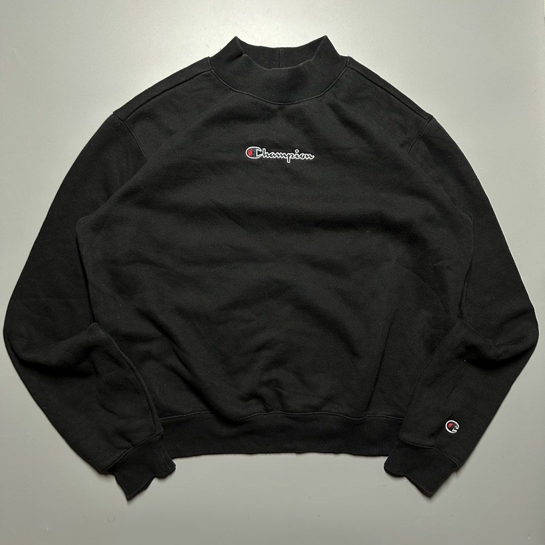 V4 - 7 Champions mock-neck sweatshirt (Category: Sleep and Loungewear) located in Bauang. Submitted by laceituplu (Listing ID 1460084136, Image 1). Description: Champions mock-neck sweatshirt featuring an embroidered script logo across the chest..