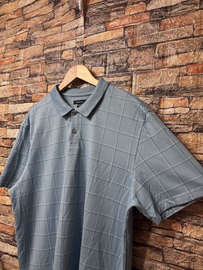 VAN HEUSEN SKY BLUE POLOSHIRT (Category: Tshirts & Polo Shirts ) located in Davao. Submitted by angelothriftfinds (Listing ID 1460065488, Image 3). Description: VANHEUSEN brand new condition dimension: 24.5” W | 30.5” L fit: 2XL size issue: none mine: ₱250.