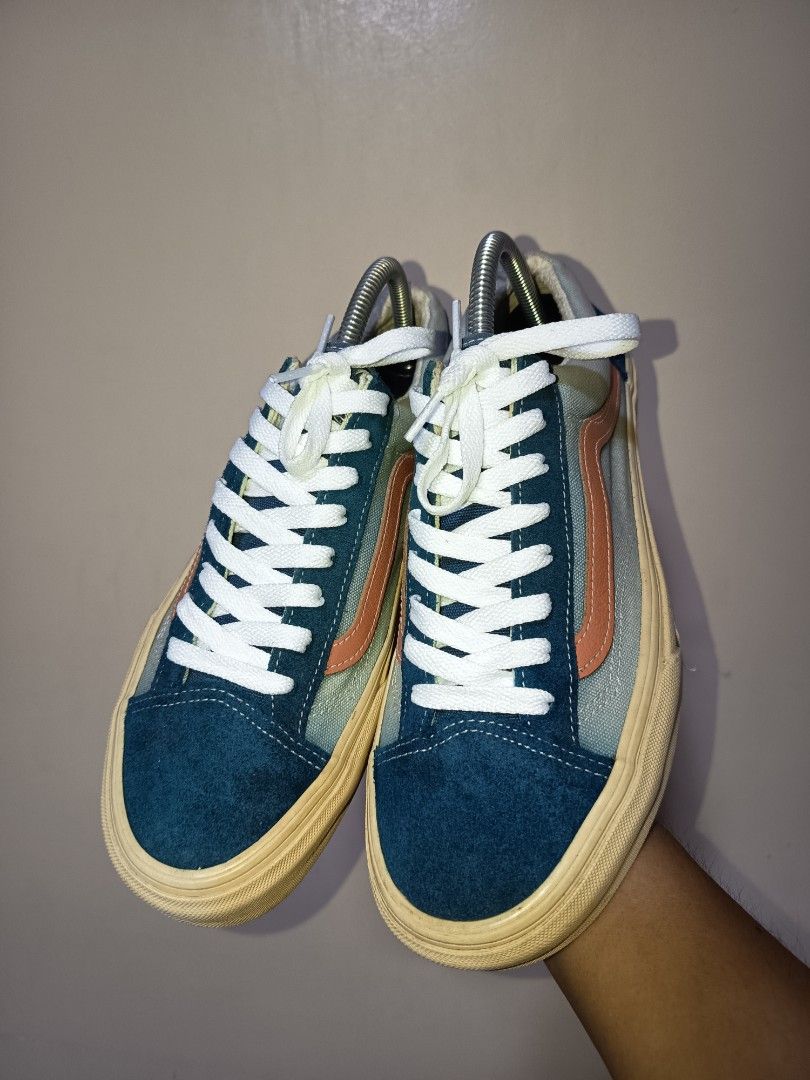 Vans Oldskool Marshmallow (Category: Sneakers) located in Pasay City. Submitted by ODDXX (Listing ID 1460068374, Image 2). Description: Vans Marshmallow OS Size 8.5Men/26.5cm New Lace installed 650 +SF only!.