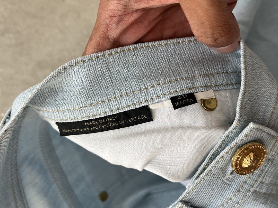 Versace (Category: Luxury Apparel) located in Lucena. Submitted by RAGGGGSSSS (Listing ID 1460049233, Image 3). Description: Versace Mainline Medusa Can fit to waists 26-28 Length is 36.5 Thigh is 10 Excellent Condition Authentic No issue 2500.