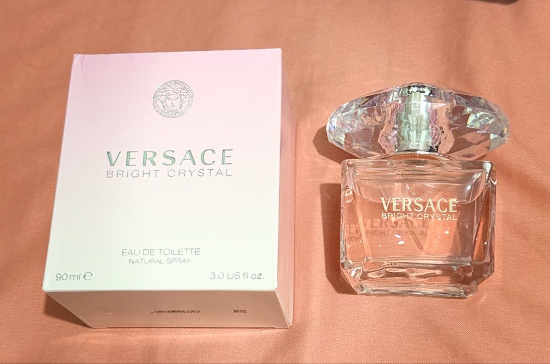 VERSACE BRIGHT CRYSTAL (Category: Fragrance & Deodorants) located in Las Pinas. Submitted by bnabiong (Listing ID 1459967338, Image 1). Description: .