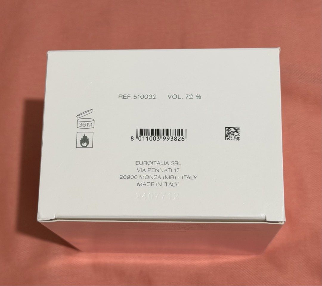 VERSACE BRIGHT CRYSTAL (Category: Fragrance & Deodorants) located in Las Pinas. Submitted by bnabiong (Listing ID 1459967338, Image 3). Description: .