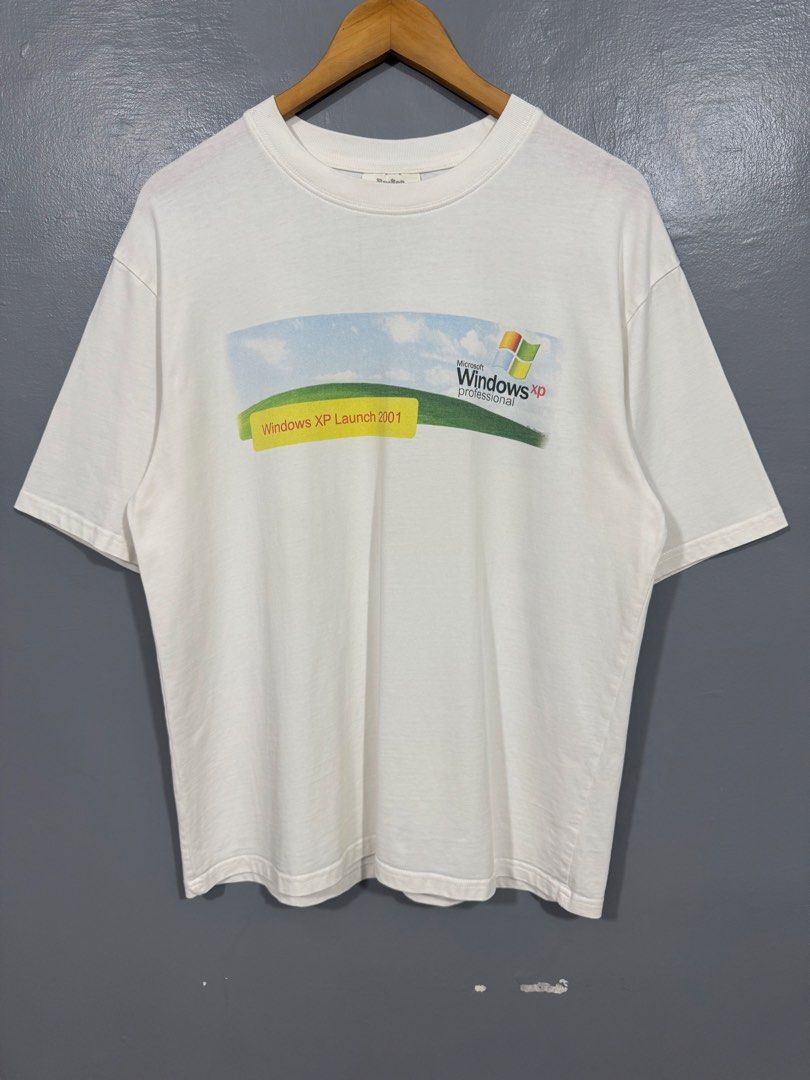 Vintage 2001 Microsoft Windows XP Launch Shirt (Category: Tshirts & Polo Shirts ) located in Manila. Submitted by sophisticatedgoons (Listing ID 1459939707, Image 3). Description: Vintage 2001 Microsoft Windows XP Launch Size: M Dimes : 22" x 27.5" Still in great condition even its vintage No issue * Same as worn by Rosé of Blackpink from her tour in Vietnam*.