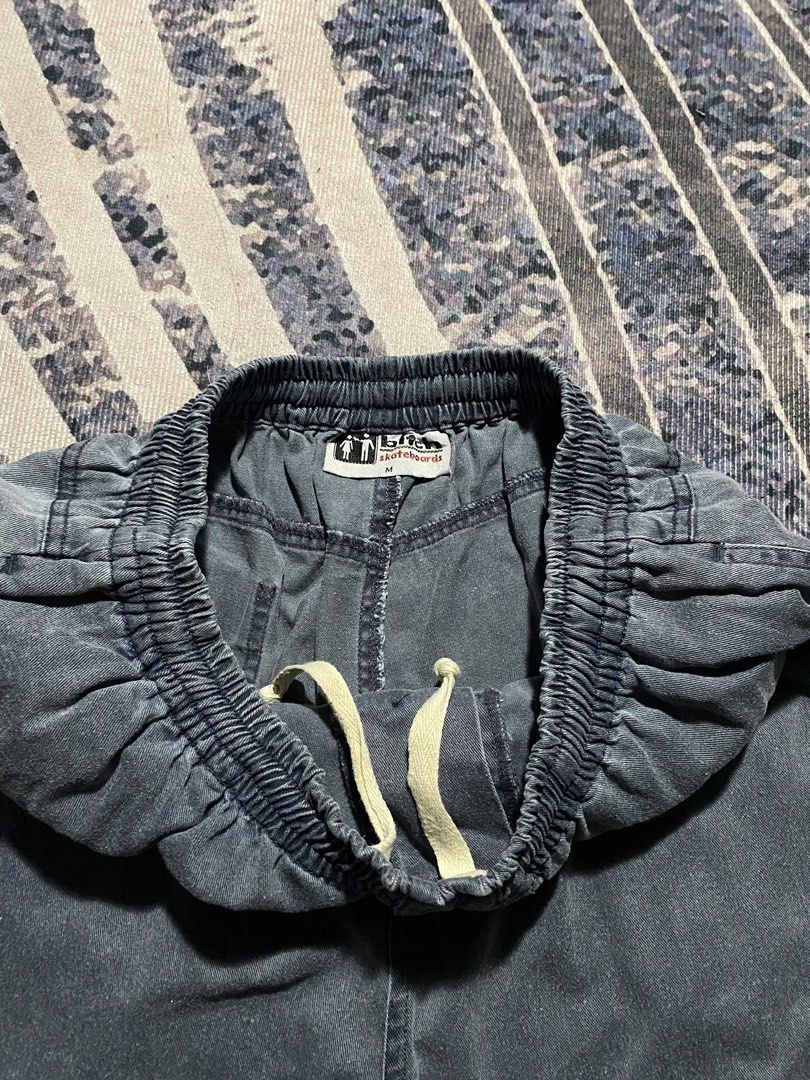 Vintage Bitch short (rare) (Category: Activewear) located in Goa. Submitted by _rawgallery (Listing ID 1459994436, Image 3). Description: size on tag : m waist : 24 ( stretchy ) length : 21 leg open : 13.