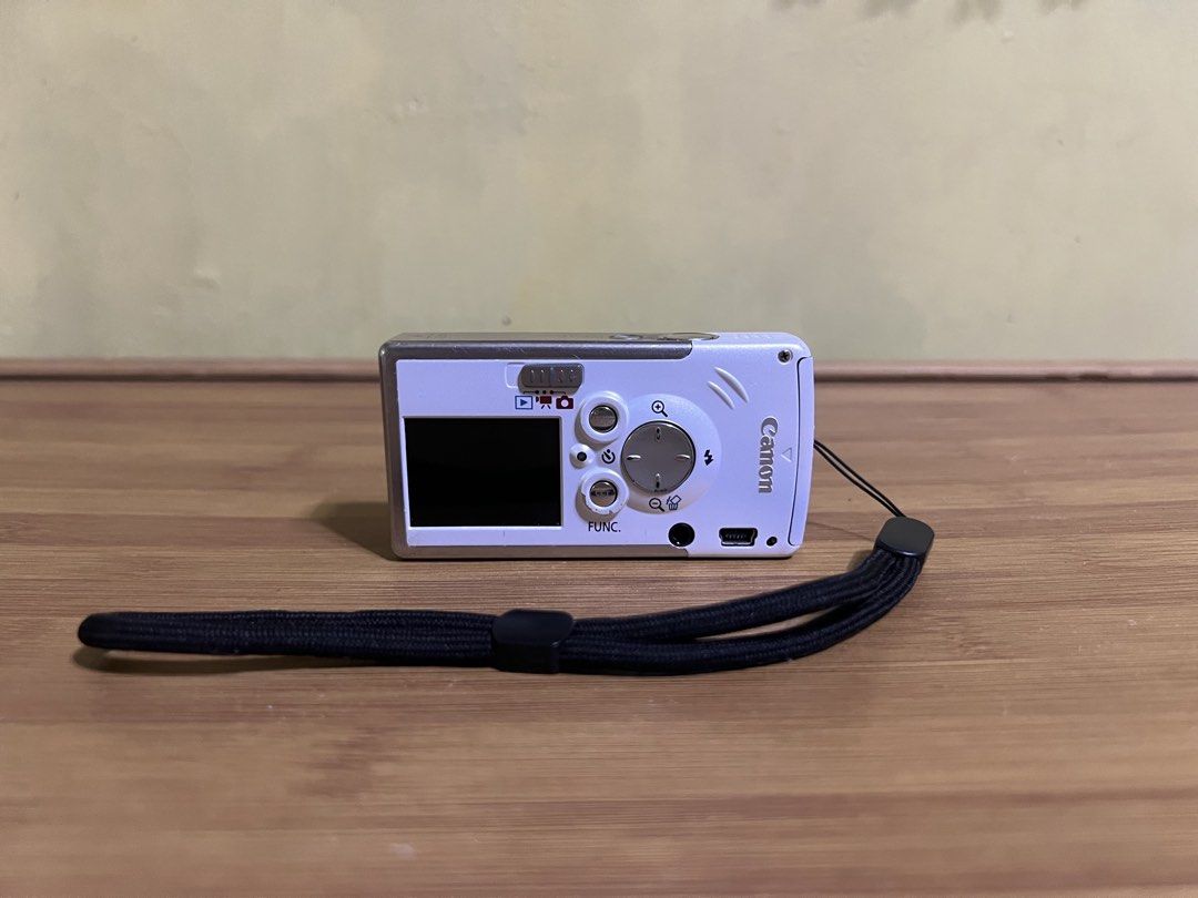 Vintage Canon Ixy (Category: Other Gadgets) located in Manila. Submitted by kylfrncblrm (Listing ID 1460088307, Image 3). Description: Vintage rare canon ixy digital camera. Test all you can upon meet-up. I can send sample shots as well for result of photo reference. Inclusion: Battery SD Card Charger Price is negotiable.